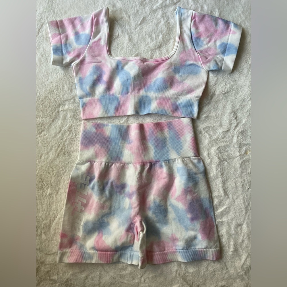 Oh Polly bo + tee shorts and cropped top